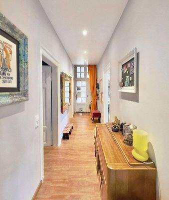 W 2.OG Flur 95qm.jpg