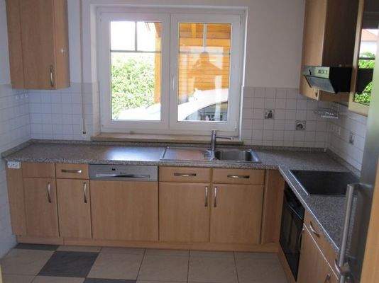 Große Küche, ohne Einbauküche