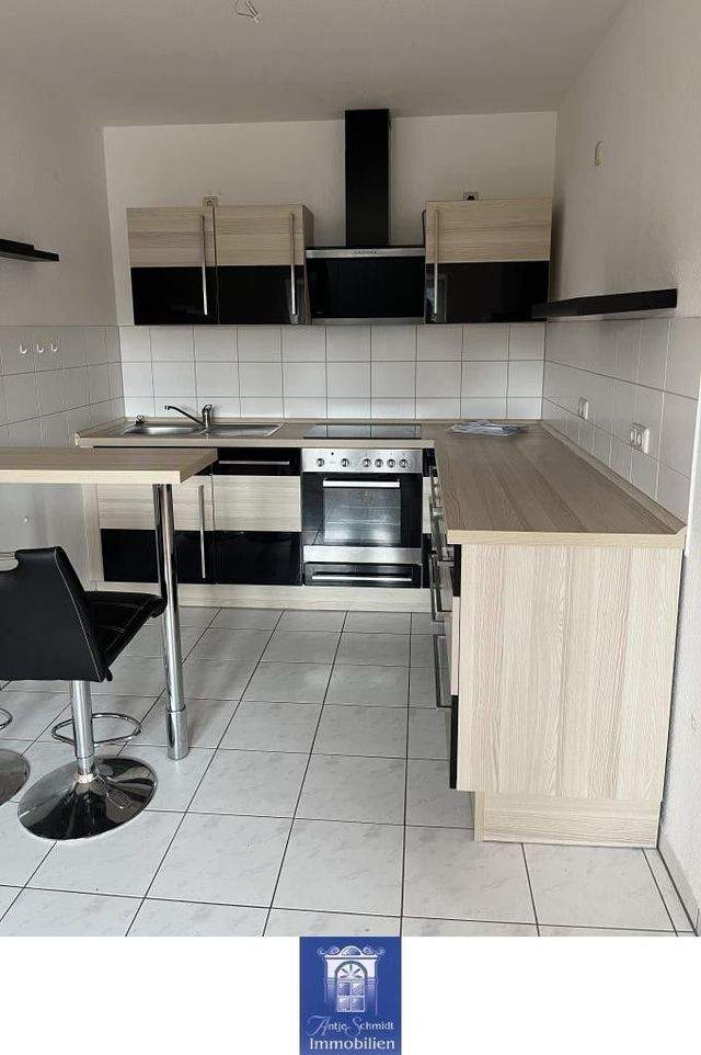 Himmlische Dachwohnung mit Tageslichtbad mit Wanne und Dusche! - Photo 3