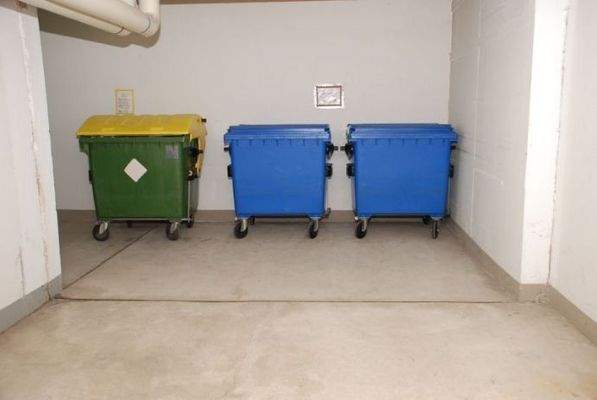 Mülltrennung im Kellergeschoss