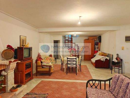 bcbed20f5e574ff382befddd0a10b8db-original