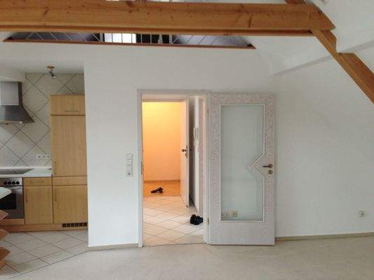 Wohnzimmer Eingangstür.JPG