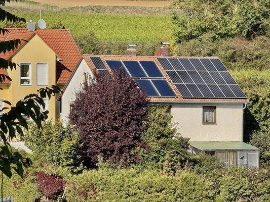 gepflegtes Einfamilienhaus in bester Wohnlage Leop