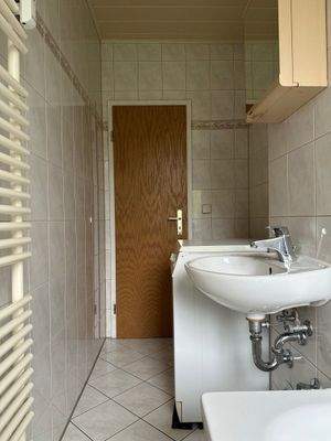 Wannenbad 1-Raum-Wohnung