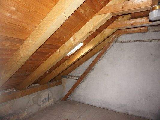 Dachboden mit neuem Dachstuhl