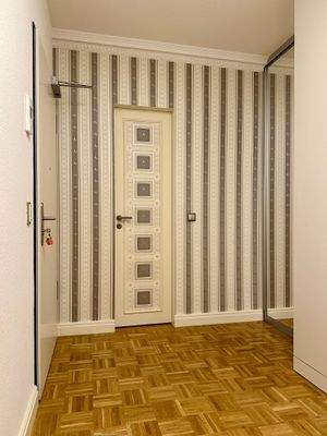 Eingangsbereich _ Abstellkammer