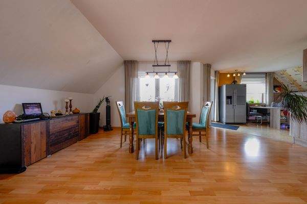 OG Wohn- und Essbereich 