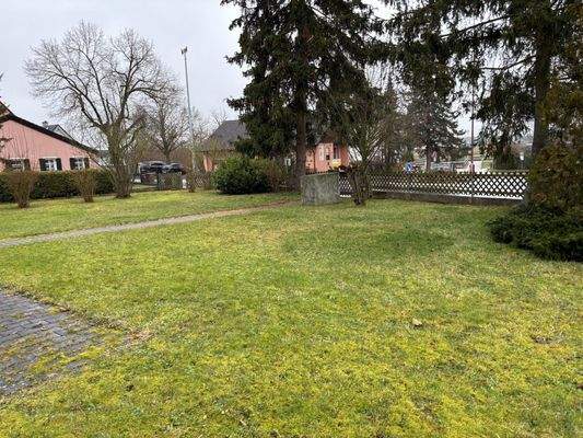 Grundstücks-Zufahrt