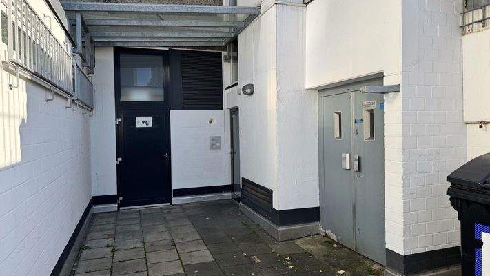 Zugang Laden / Mieter / Aufzug