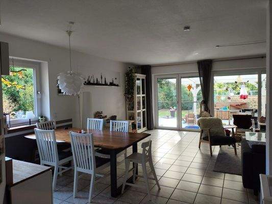 Wohn- und Esszimmer