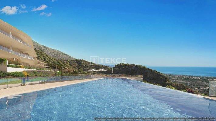 Luxury Apartments in a Complex with Panoramic Views in Málaga