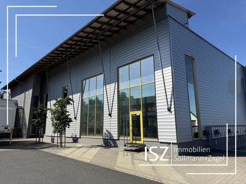 Schwaig bei Nürnberg Halle, Schwaig bei Nürnberg Hallenfläche