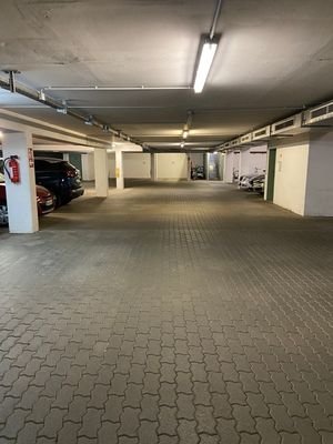 Durchfahrt Tiefgarage