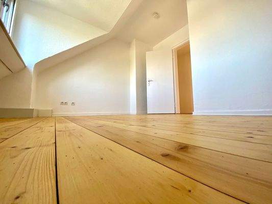 hochwertiger Holzboden 