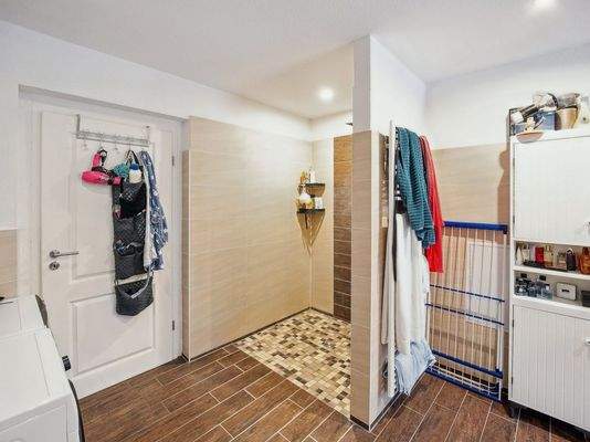 Badezimmer Ansicht II EG