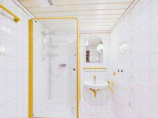 Duschbad - RMH  Nürnberg _ Langwasser