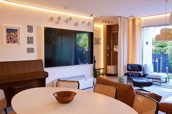 Townhouse Buchrain / Frankfurt