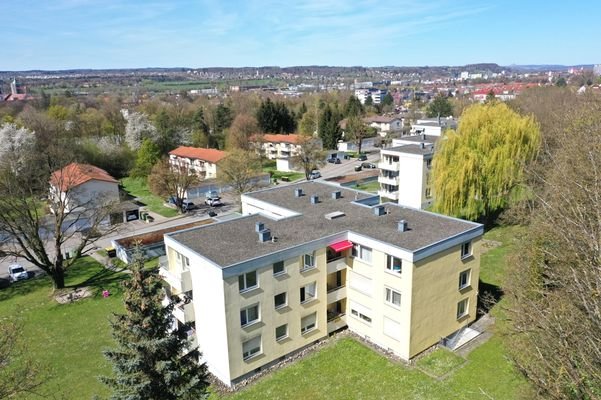 Wohnanlage und Umgebung