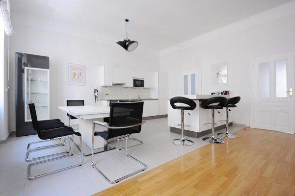 Wohnzimmer / living room