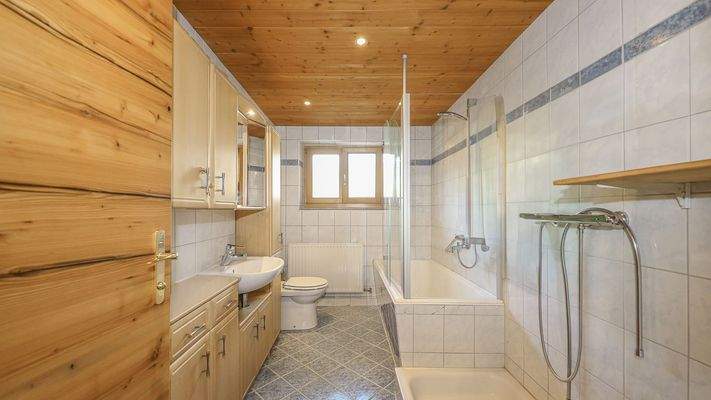 KITZIMMO-Apartmenthaus mit Freizeitwohnsitz kaufen - Immobilien Going am Wilden Kaiser.