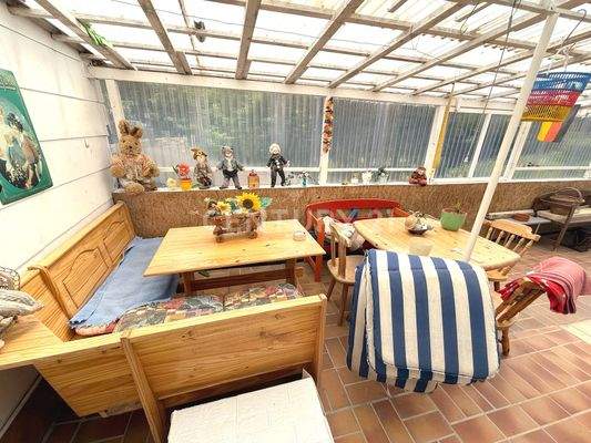 Bewegen wir uns nun zum Wintergarten im UG