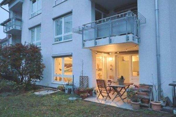 Terrasse (beleuchtet)