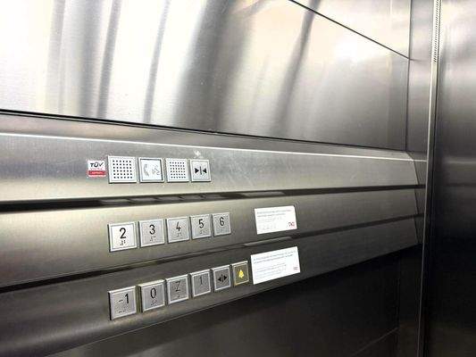 Aufzug für < 8 Pax von ThyssenKrupp / Baujahr 2012