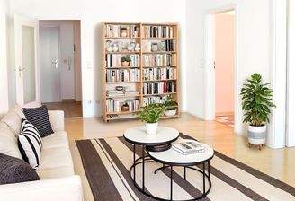 Wohnzimmer (Wohnbeispiel KI)