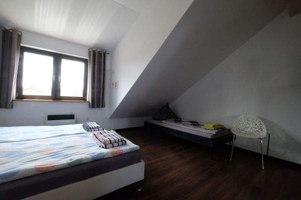 9372DB42-4BE4-4949-B1AD-D22E9131A1AF-8432-000009E305842121