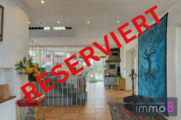 Reservierter Wohnraum mit modernem Design