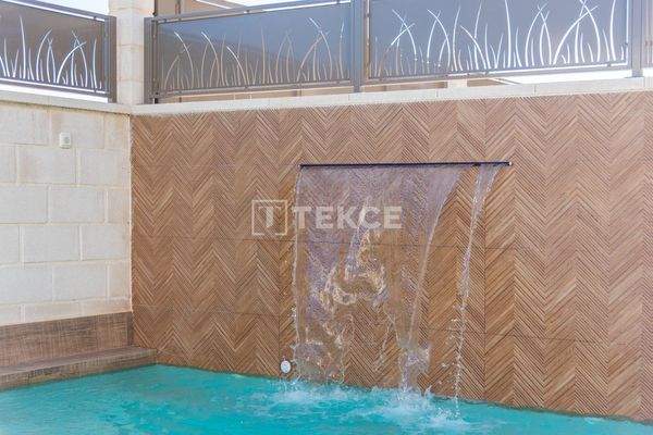 Stunning Detached Houses in a Prime Location in La Herrada