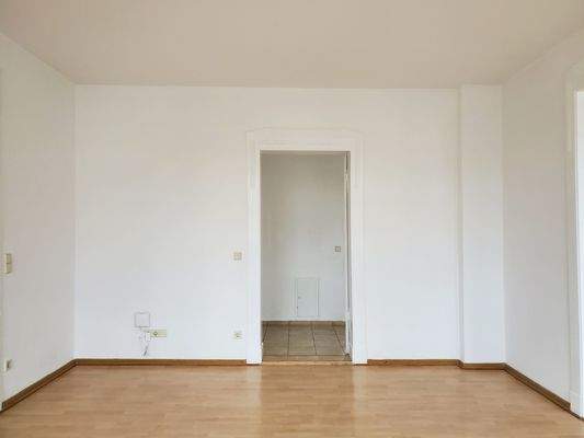 Zimmer2 (Durchgang).jpg