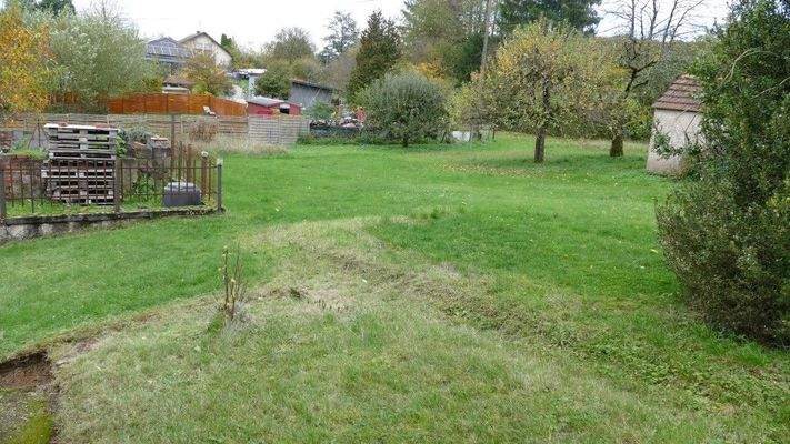 weitläufiges Grundstück