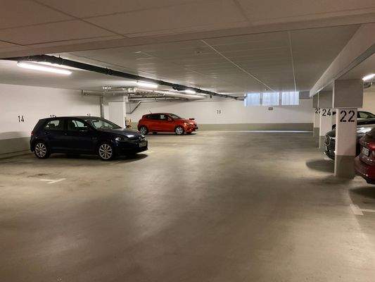 Tiefgaragenstellplatz