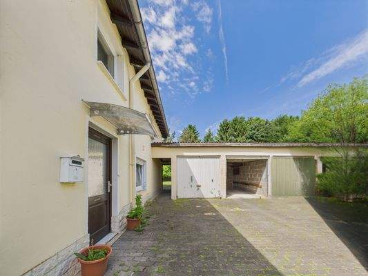 9a384fc4-d6b5-4855-8d0f-2a8676d01de6