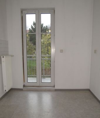 Küche mit Eßplatz auf dem Balkon.jpg