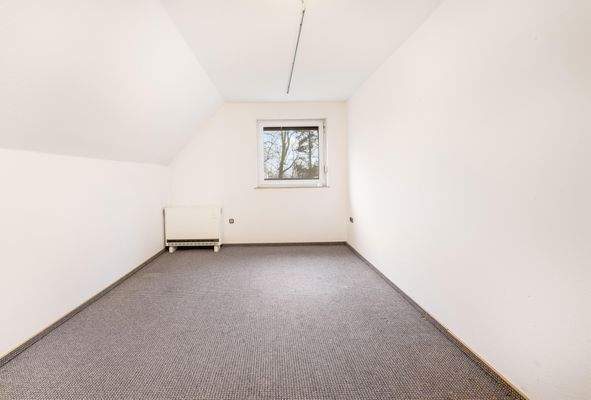 Dachgeschosszimmer Hauptwohnung