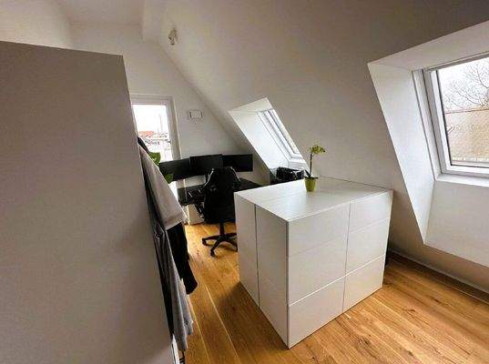 Büroraum/Kinderzimmer