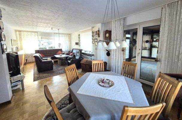 Wohnzimmer-Esszimmer