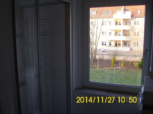 Badezimmer mit Fenster