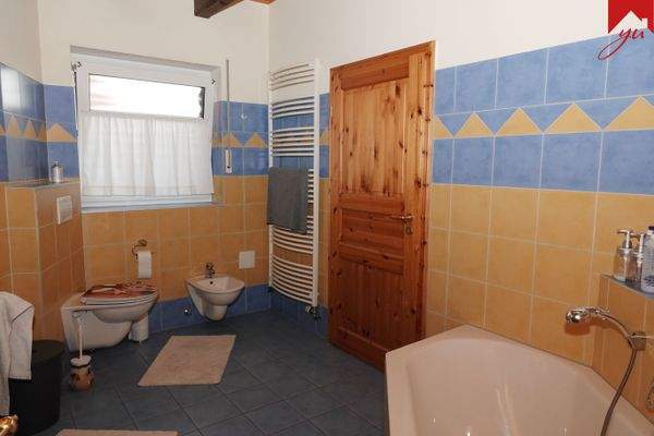 Badezimmer Erdgeschoss Bild II