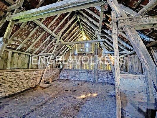 Dachstuhl des Stalls