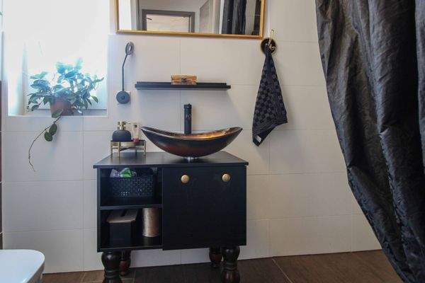 08. Gäste WC mit Dusche