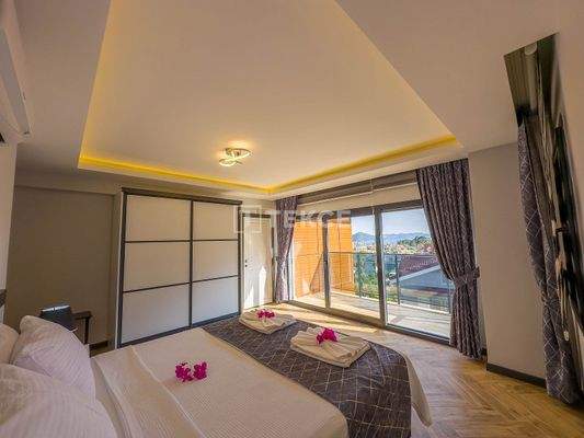 Private Pool 4-bedroom Villa in Nature in Fethiye