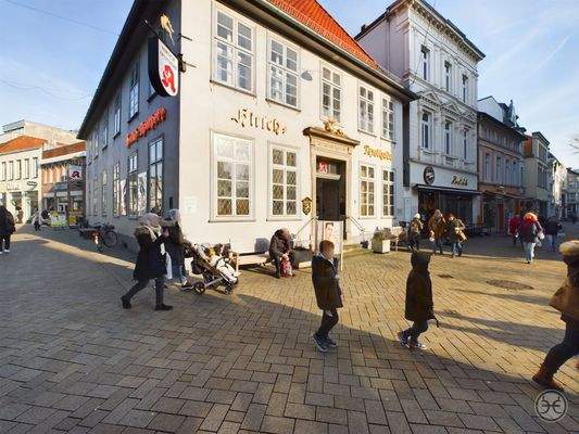 Eden-Ehbrecht-Immobilien_Wohn-Geschäftshaus_S6_004