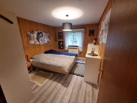 Schlafzimmer_2.jpg