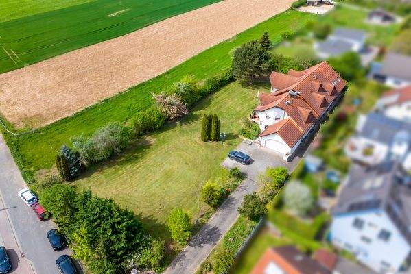 Luftbild Grundstück und Haus 