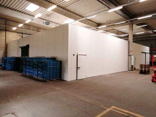 KÜHLZELLE CA. 415 M²