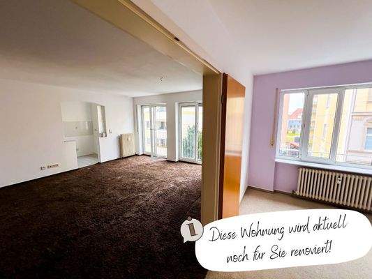 Wohn- / Schlafzimmer, vor Renovierung!