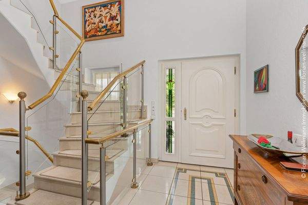 Diele (12,57m²) ...